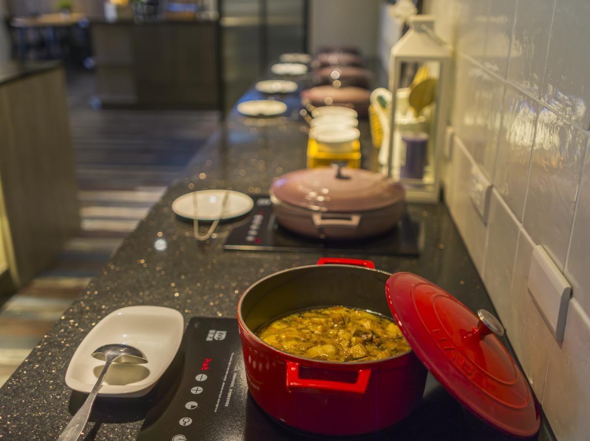 Watermark Hotel - Sizihwan Каосюн Екстериор снимка