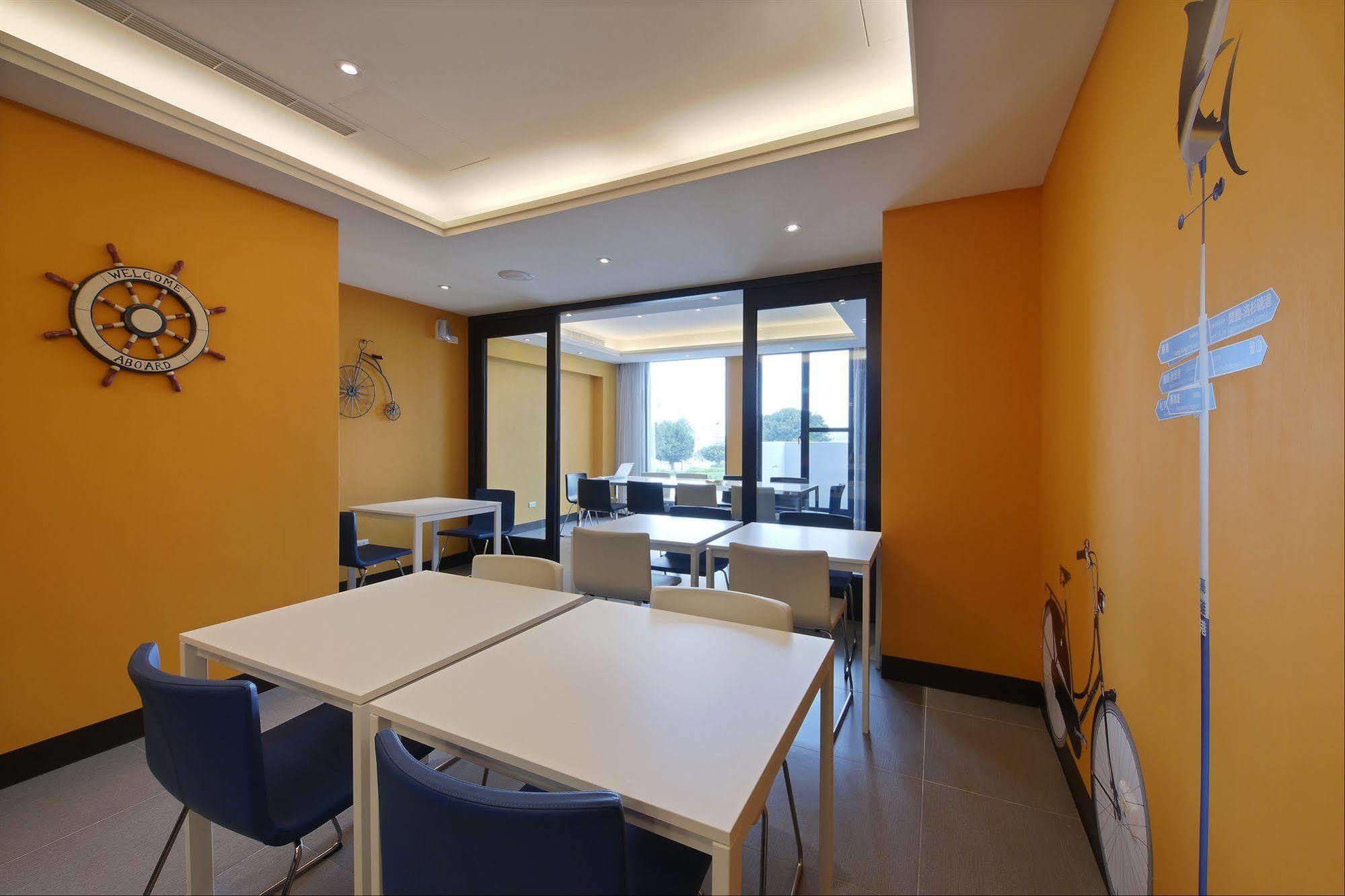 Watermark Hotel - Sizihwan Каосюн Екстериор снимка